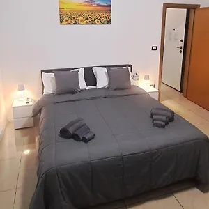 Appartamento Fiera Bolognina - Komodo - Completo Con Giardino E Parcheggio Privato, Bologna