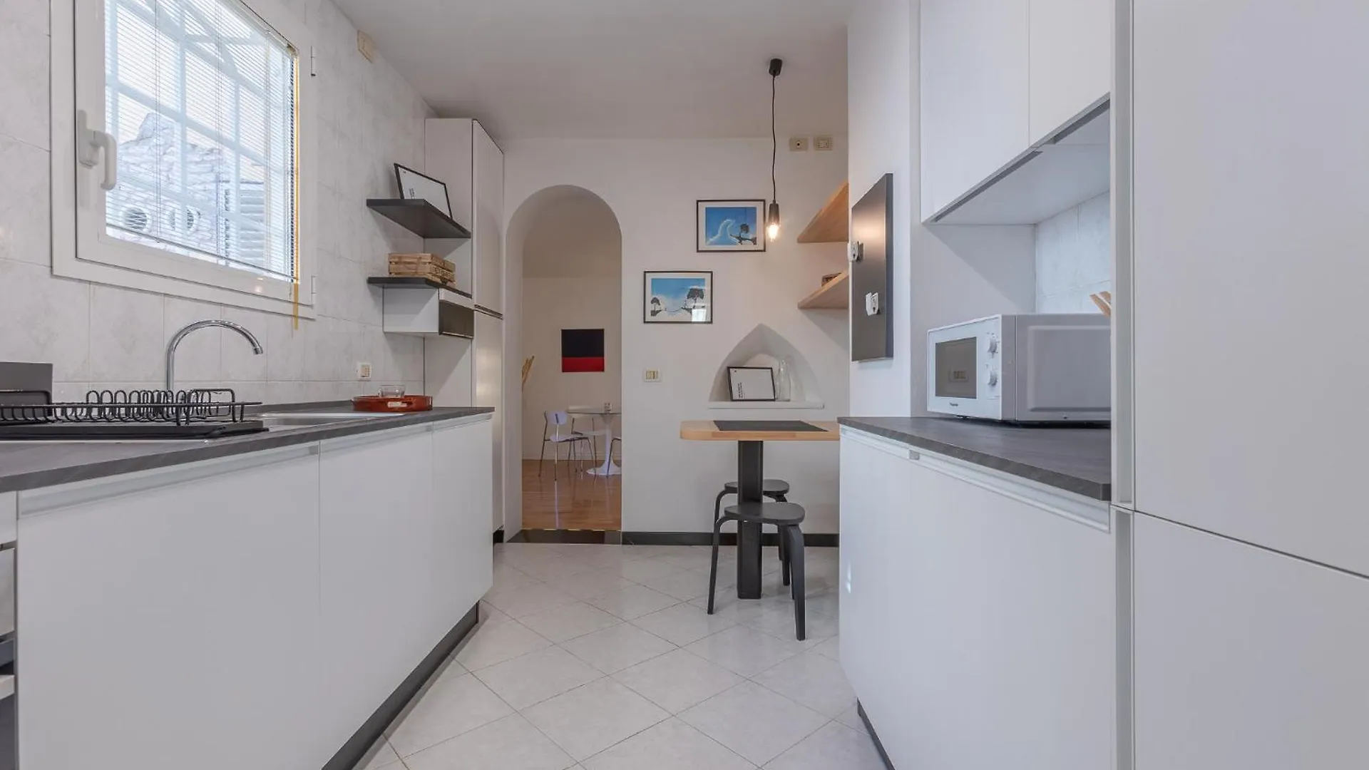 Saragozza Modern Apartment Bologna Italia