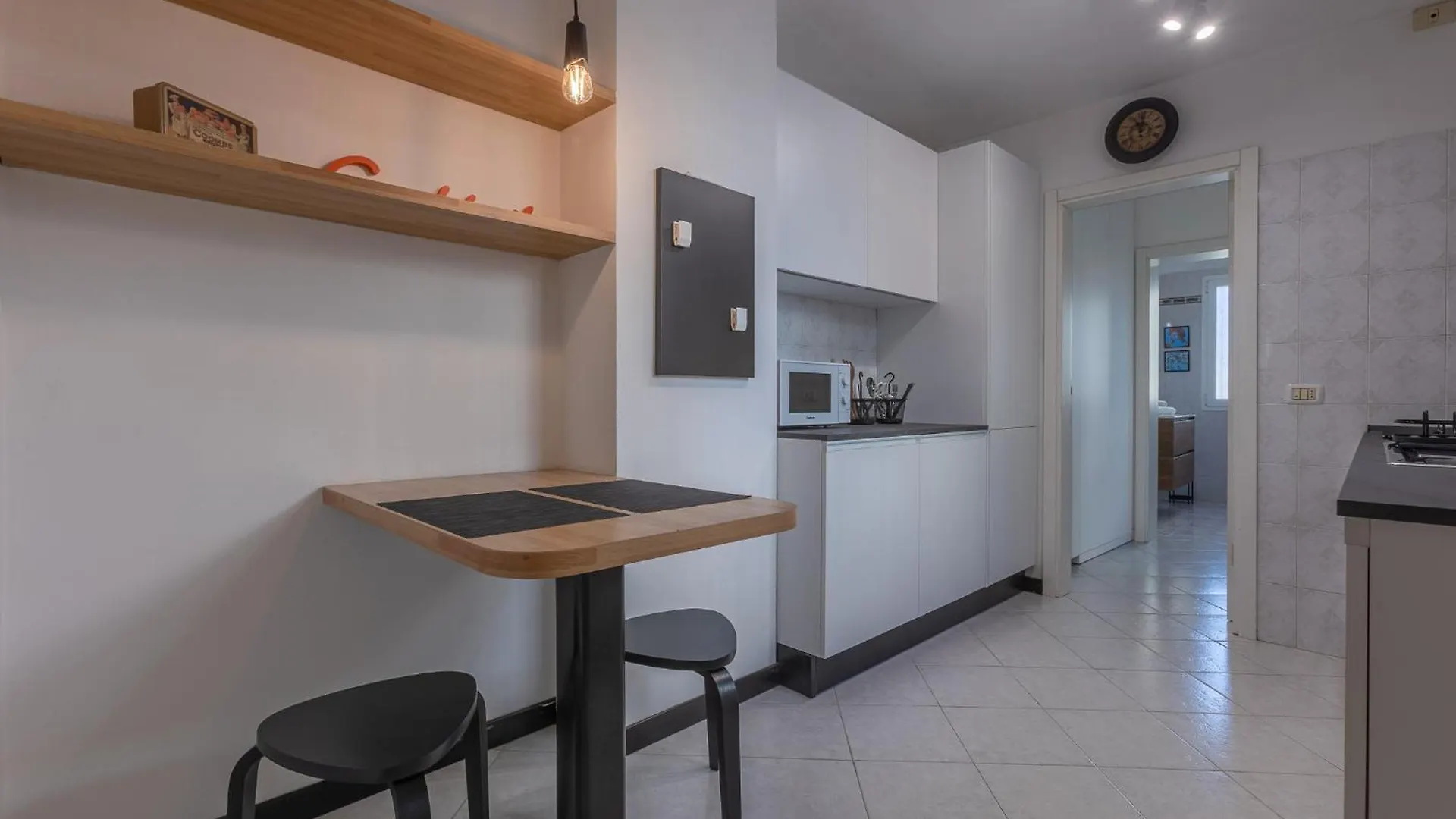 Saragozza Modern Apartment Bologna