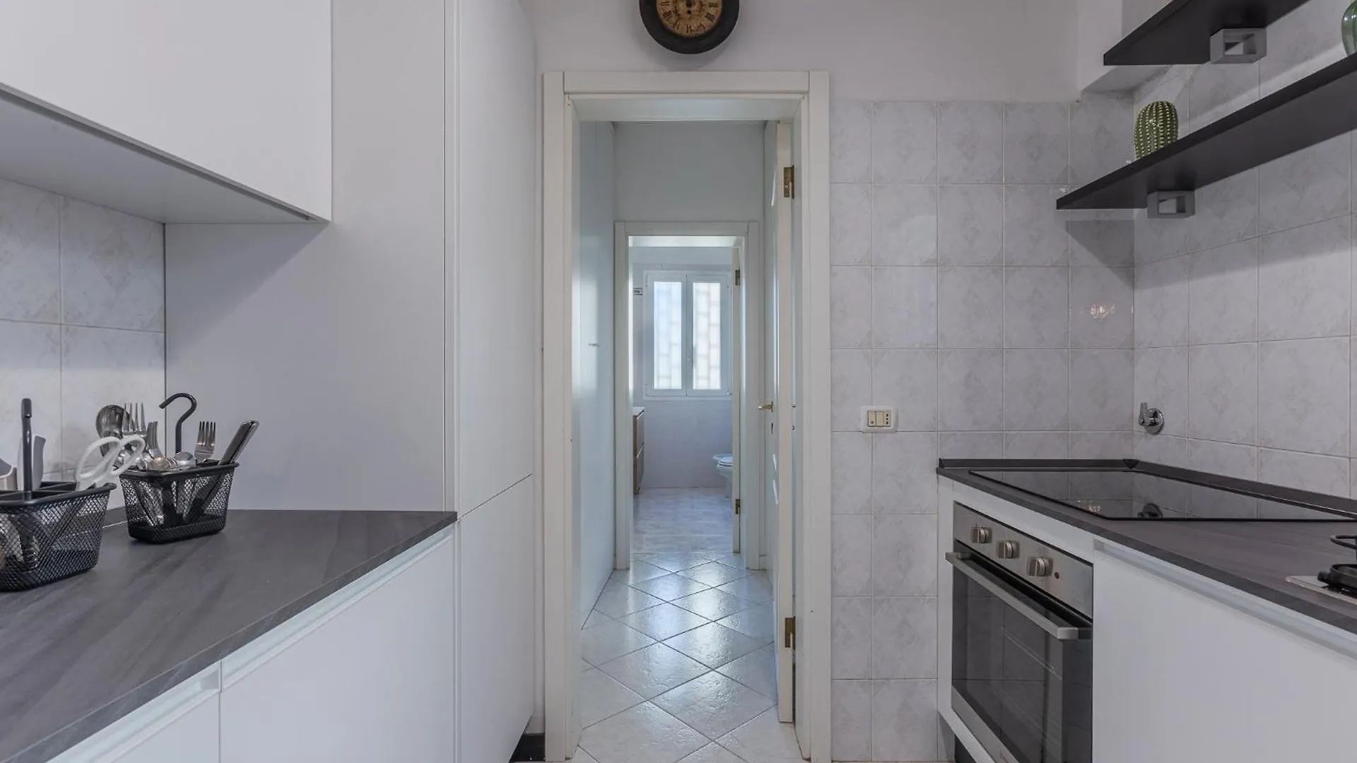 Saragozza Modern Apartment Bologna