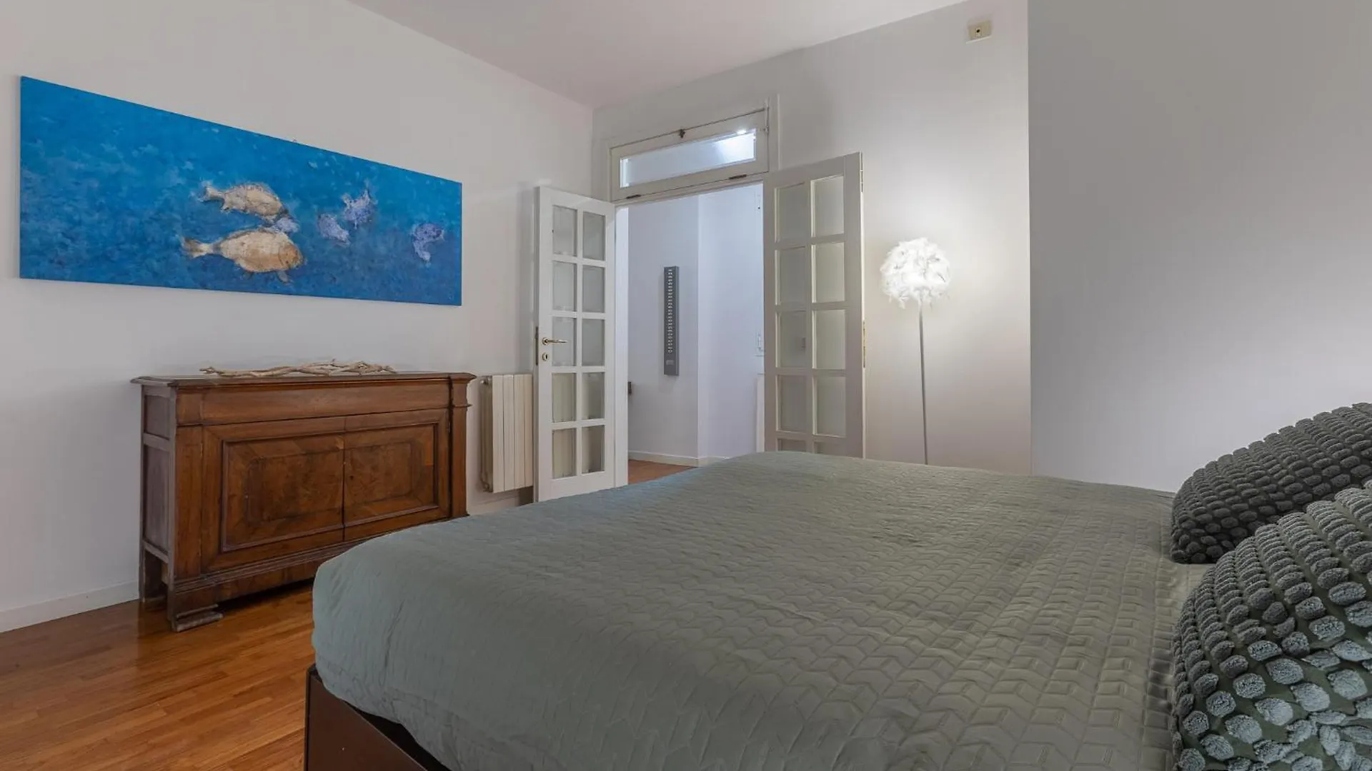 Saragozza Modern Apartment Bologna