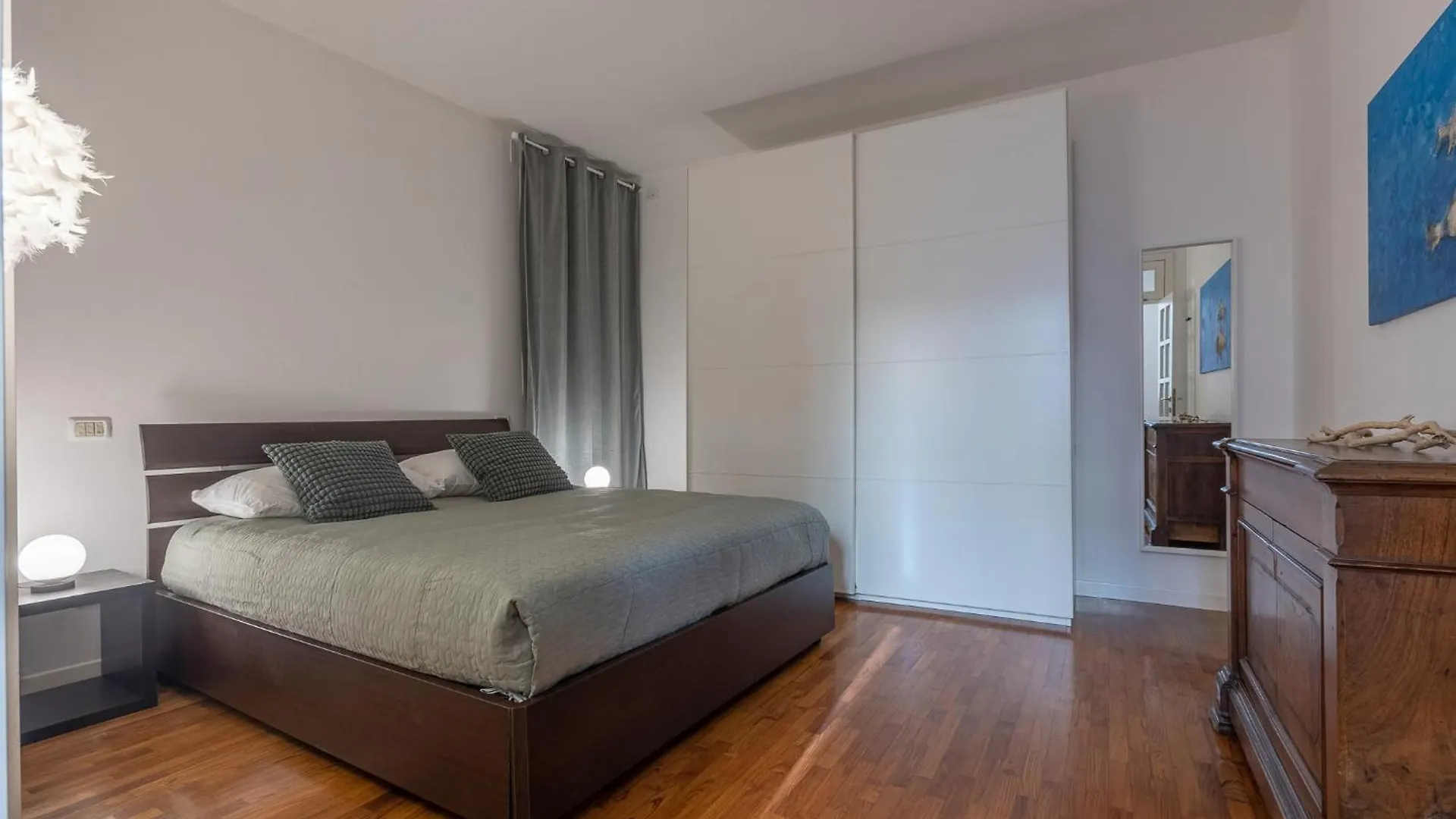 Saragozza Modern Apartment Bologna