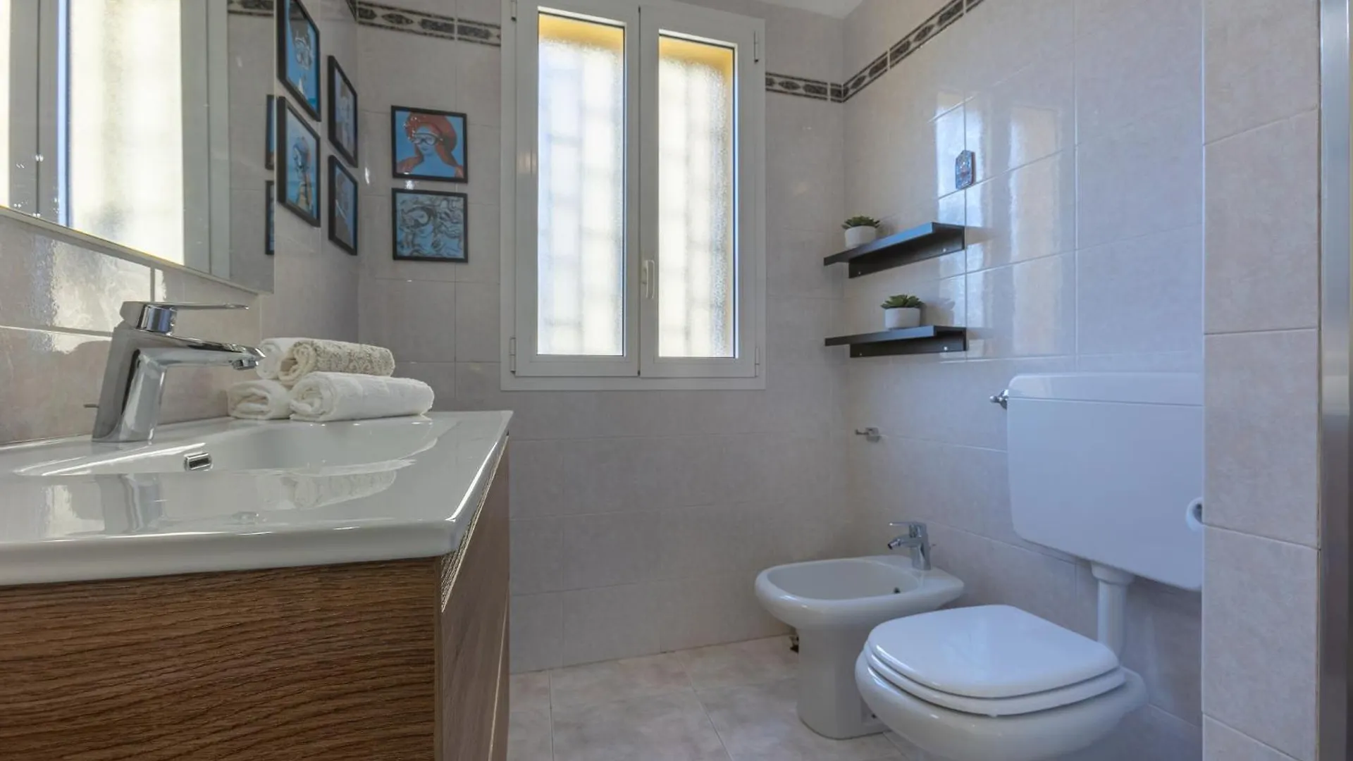 Saragozza Modern Apartment Bologna 0*,  Italien